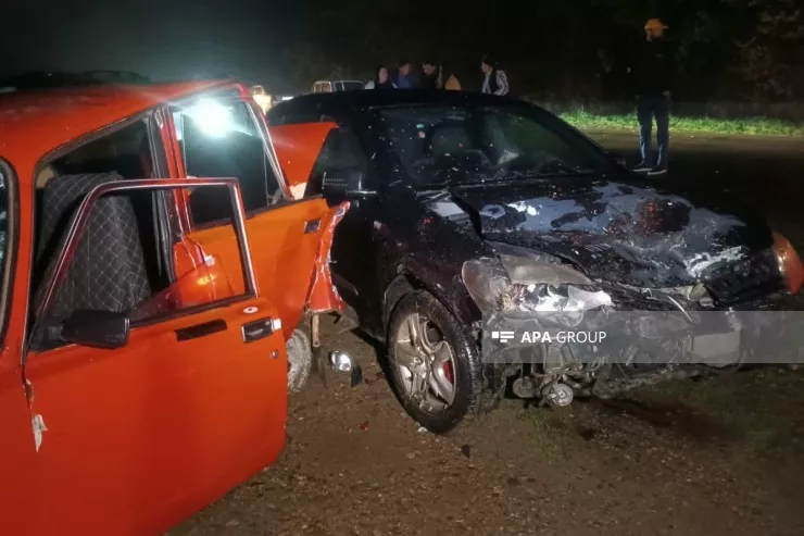 Tovuzda iki avtomobil toqquşdu, 3 nəfər  xəsarət aldı