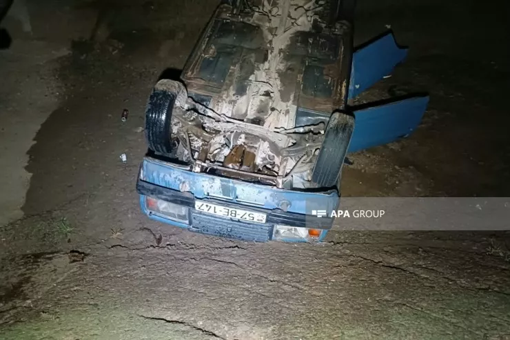 Tovuzda avtomobil su kanalına aşdı, 4 nəfər xəsarət aldı 