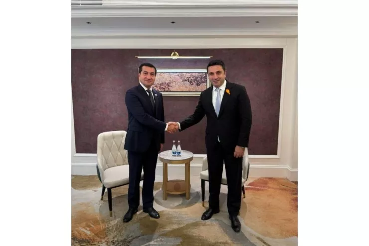Hikmət Hacıyev  Simonyanla görüşdü