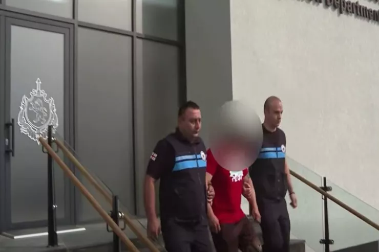 100-ə yaxın adam Gürcüstandan deportasiya olundu:  azərbaycanlılar da var - VİDEO 