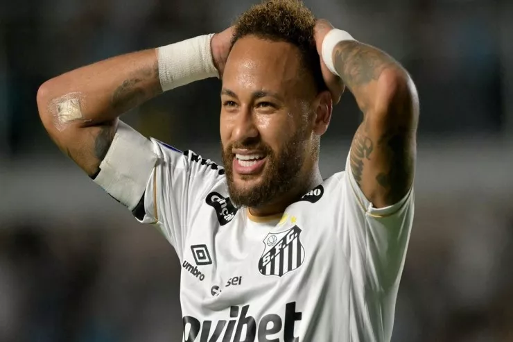 Neymar 6 həftə oynamayacaq 
