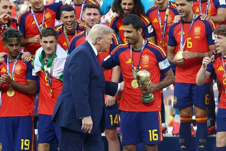 Tramp Dünya Çempionatından əldə etdikləri gəliri  AÇIQLADI