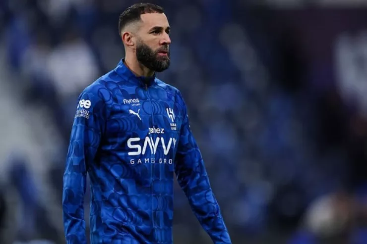 Benzema bu klubda pulsuz oynamağa  razı oldu