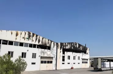 “Şirkətinə ortaq tapdı, özünü işdən çıxardılar” - Bakıda zavod müəmması - VİDEO