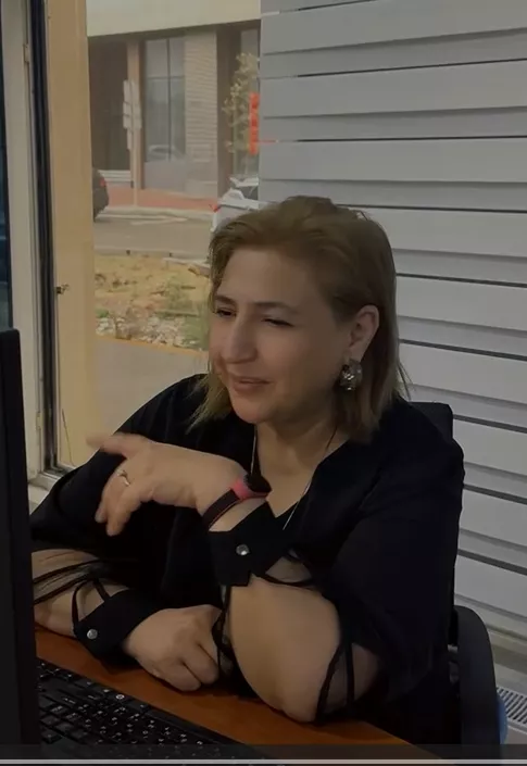 “Uşaqlar Tik-toka girməsin” amma, səndə onun fotosunu yayma